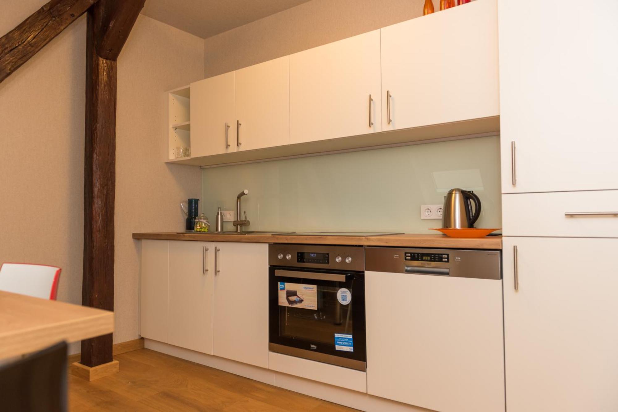 Apartmenthaus Am Dom Mit Parkplatz ツウィッカウ エクステリア 写真